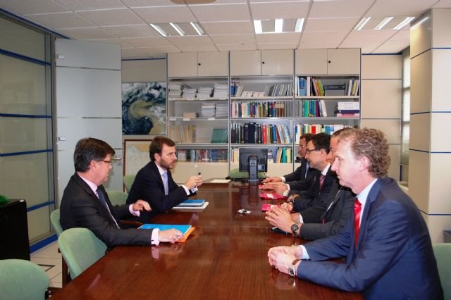 Comunidad, Ministerio de Medio Ambiente y Ayuntamiento coordinan aspectos relativos a la regeneración de la bahía de Portmán - 1, Foto 1