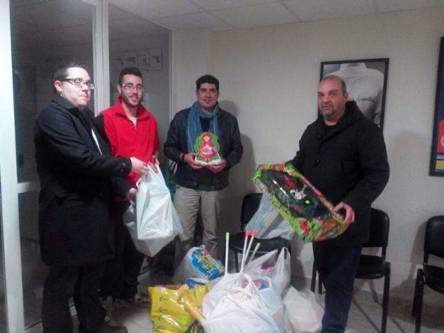 UPyD Lorca vuelve a participar en la Campaña de recogida de juguetes que organiza Cruz Roja - 1, Foto 1