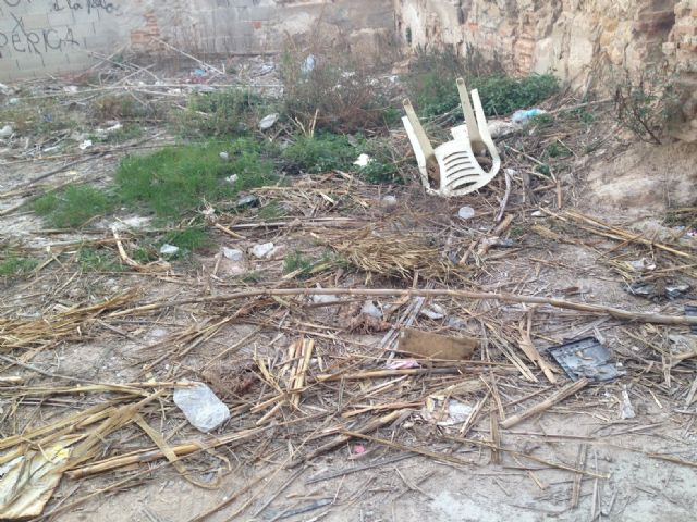 Los socialistas denuncian que la Acequia Mayor de Barreras (Aljucer) se está convirtiendo en un vertedero - 3, Foto 3