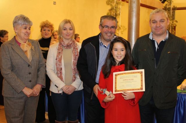 Entregados los premios del X concurso de belenes de la Asociación de Amas de Casa, Usuarios y Consumidores Almazarrón - 1, Foto 1