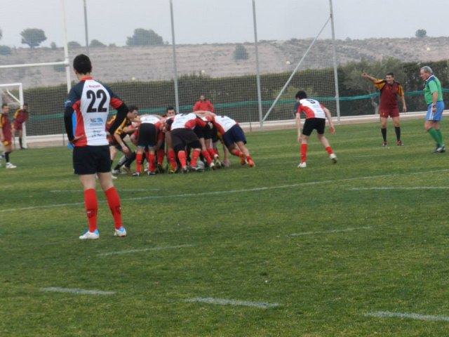 El Club de Rugby de Totana vence al XV Murcia-B por 20 a 7 - 11