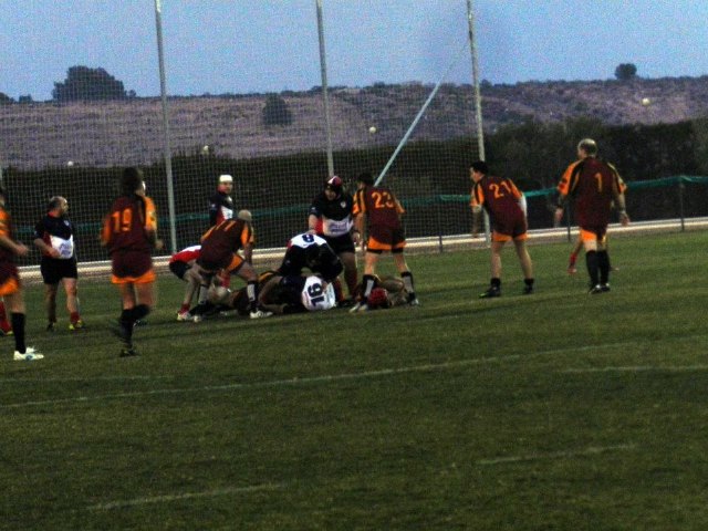 El Club de Rugby de Totana vence al XV Murcia-B por 20 a 7 - 18