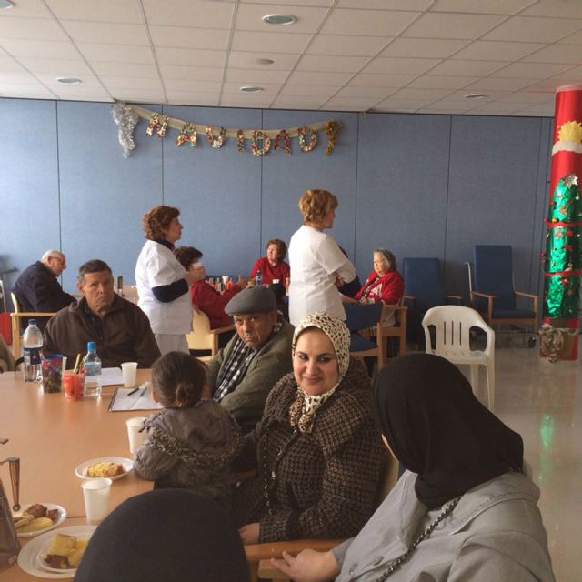 El taller torreño Mujeres entre Culturas visita el Centro de Día de las Personas Mayores - 3, Foto 3