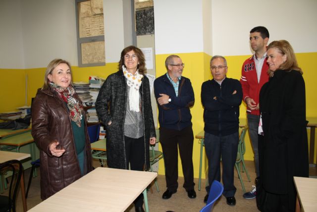 La Directora General, Marta López-Briones, visita el Centro de Educación de Adultos de Bullas - 3, Foto 3