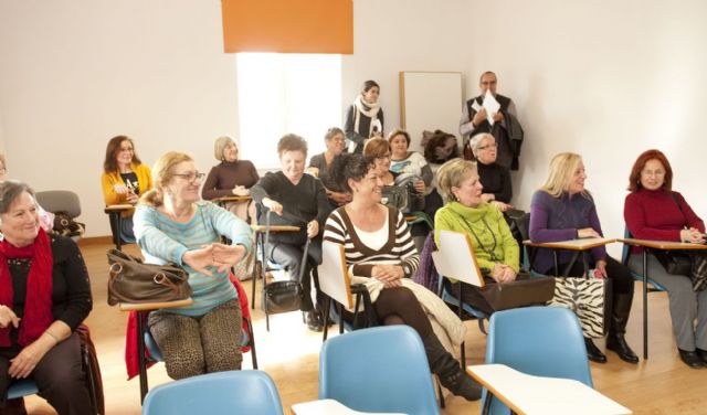 Una veintena de mujeres aprenden a valorarse durante la madurez - 2, Foto 2