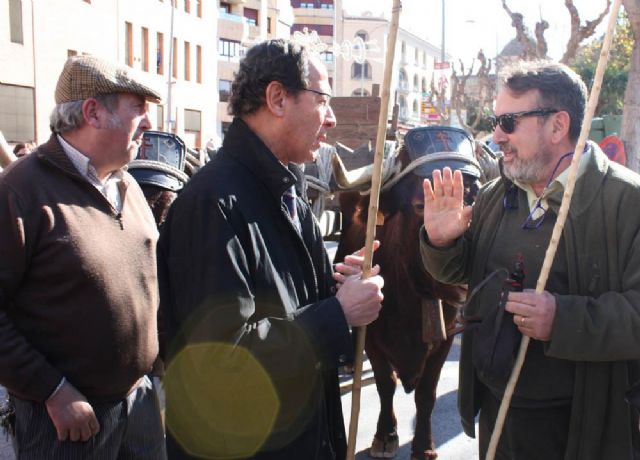 El Alcalde asiste un año más a la tradicional bendición de animales en San Antón 2014 - 3, Foto 3