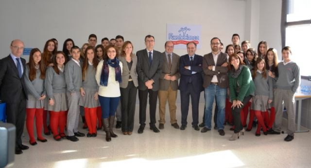 La Comunidad fomenta el espíritu emprendedor entre más de 3.100 alumnos de Primaria y Secundaria - 1, Foto 1