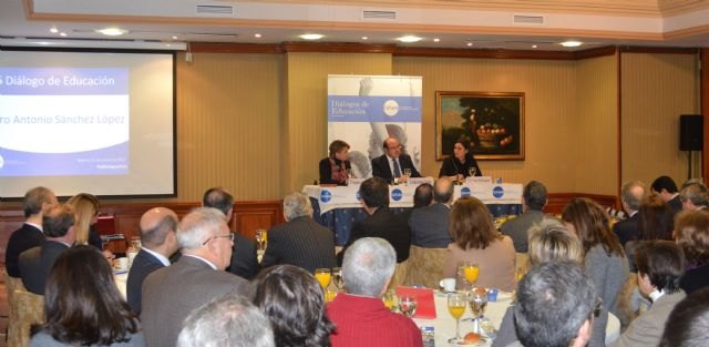 Educación diseña una asignatura de enriquecimiento curricular que fomenta la creatividad, el trabajo en equipo y el emprendimiento - 1, Foto 1