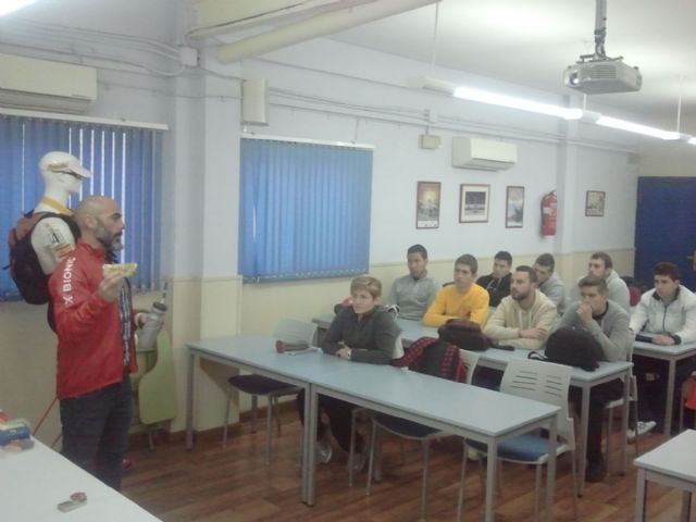 Alumnos del TAFAD y Maristas compartieron jornada con Andrés Lledó - 2, Foto 2