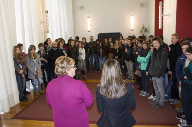 Jóvenes Comenius de cinco nacionalidades hacen turismo en la ciudad - 1, Foto 1