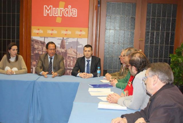 El Ayuntamiento y los vecinos unen sus voces en defensa del soterramiento porque no hay otra opción - 2, Foto 2