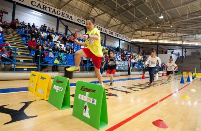 Doscientos alevines compiten en la fase municipal de Jugando al Atletismo - 2, Foto 2