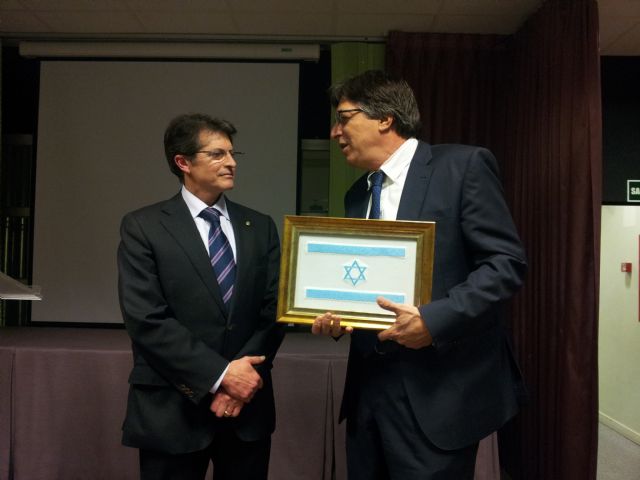 El embajador de Israel muestra su apoyo a la difusión de la Sinagoga - 3, Foto 3