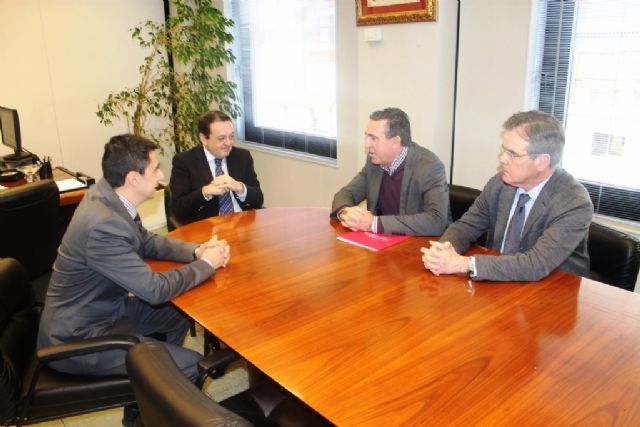 UPyD y CROEM coinciden en la importancia y necesidad del puerto de El Gorguel - 2, Foto 2