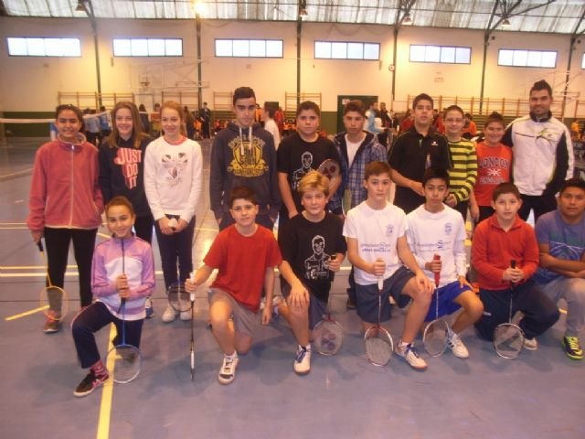 Totana hosted last weekend's regional orientation phase badminton and School Sport, Foto 1