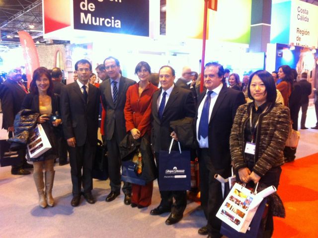Inversores chinos se interesan por el stand de Murcia en Fitur - 3, Foto 3