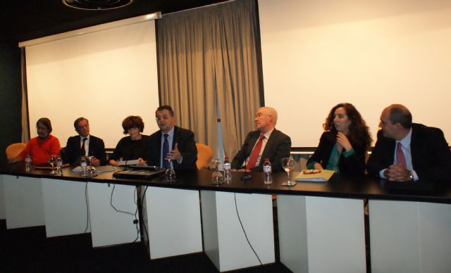 El Colegio de Arquitectos analiza la rehabilitación como cambio de modelo de la profesión - 1, Foto 1