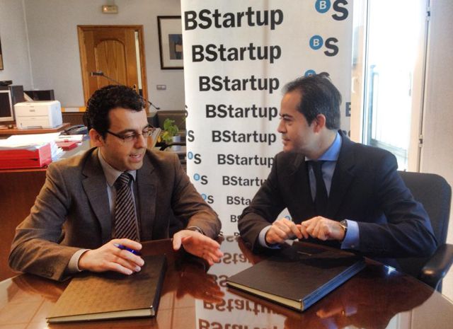 El Ayuntamiento de Lorquí y el Banco SabadellCAM firman un convenio de colaboración para ayudar a emprendedores a poner en marcha nuevos proyectos - 1, Foto 1