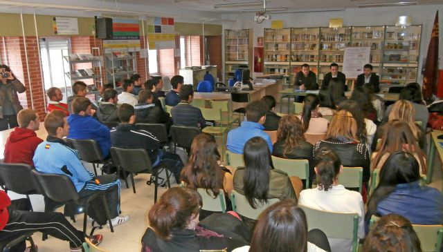 El Ayuntamiento organiza charlas de motivación empresarial para alumnos del IES Rambla de Nogalte - 1, Foto 1