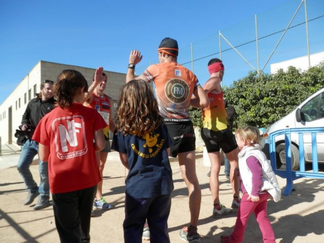 Cuatrocientos senderistas y corredores se dieron cita en La Aljorra - 3, Foto 3