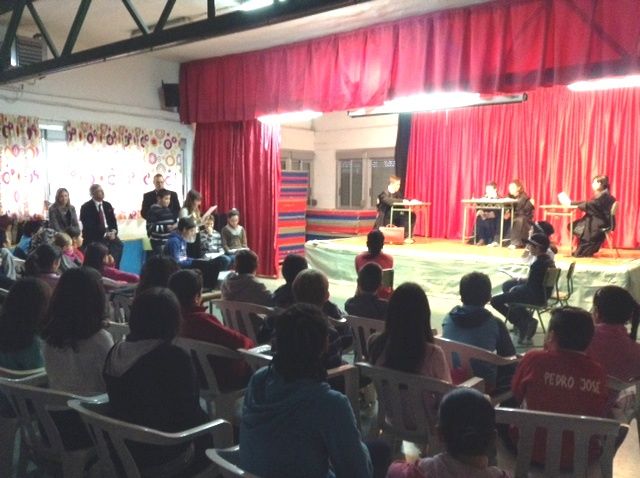 Representación de un juicio realizado por alumnos del programa ´Educando en Justicia´ - 1, Foto 1