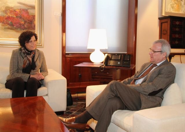 La Alcaldesa se reúne con el Presidente para analizar el nuevo proyecto del Parador de Puerto Lumbreras - 1, Foto 1