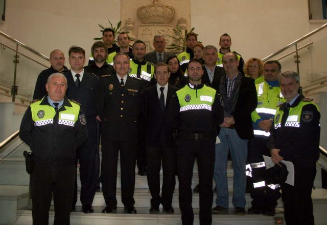 Felicitación y reconocimiento al agente de la Policía Local de Alcantarilla, Óscar Martínez - 1, Foto 1