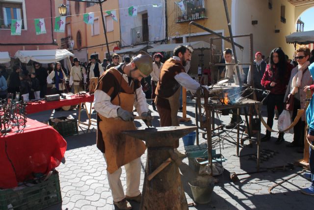 Más de 65 puestos artesanales reproducirán el ambiente medieval  en el Mercadillo El Zacatín - 1, Foto 1