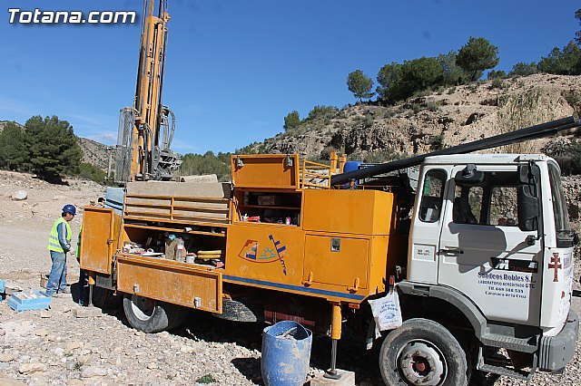 Se estn realizando sondeos geolgicos para determinar la mejor ubicacin donde construir la presa de la rambla de Lbor - 7