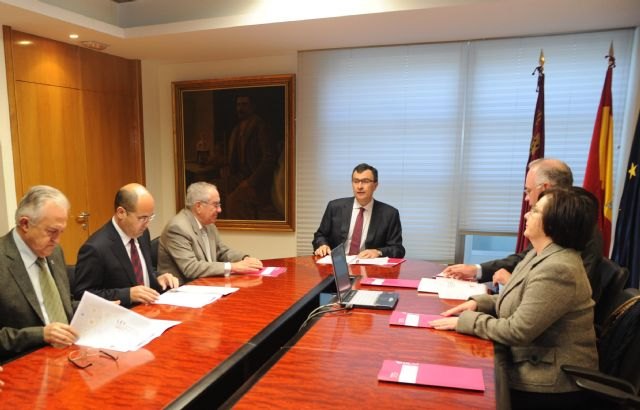 El Gobierno regional primará la responsabilidad del emprendedor en la puesta en marcha de su negocio - 1, Foto 1