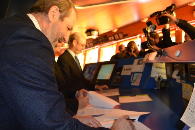 Salvamento Marítimo y la Politécnica de Cartagena compartirán equipos de investigación, rescate y descontaminación submarina - 2, Foto 2