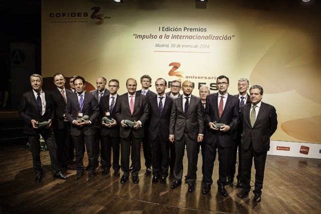 La Región recibe el premio nacional Cofides por su impulso a la internacionalización de las empresas - 1, Foto 1