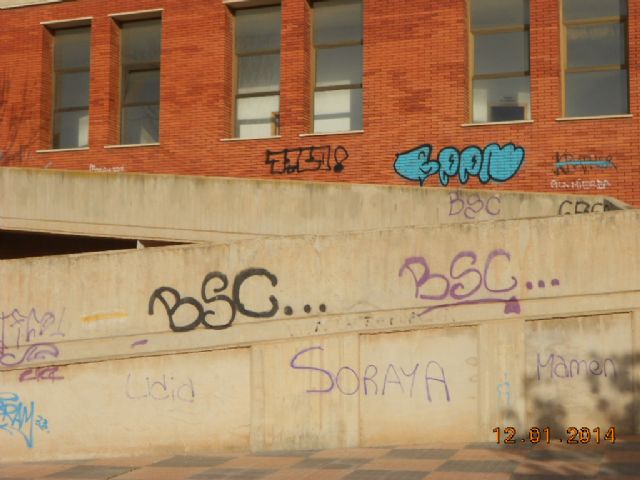 PSOE de La Unión pide la eliminación de graffitis y/o pintadas en los Edificios Públicos Municipales - 1, Foto 1