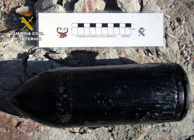 La Guardia Civil destruye más de 200 artefactos explosivos durante el año 2013 - 3, Foto 3