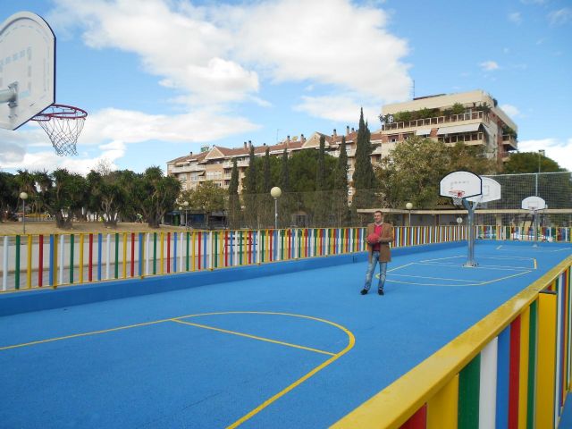 El Ayuntamiento completa la zona deportiva de Abenarabi con pistas de minibasket - 1, Foto 1