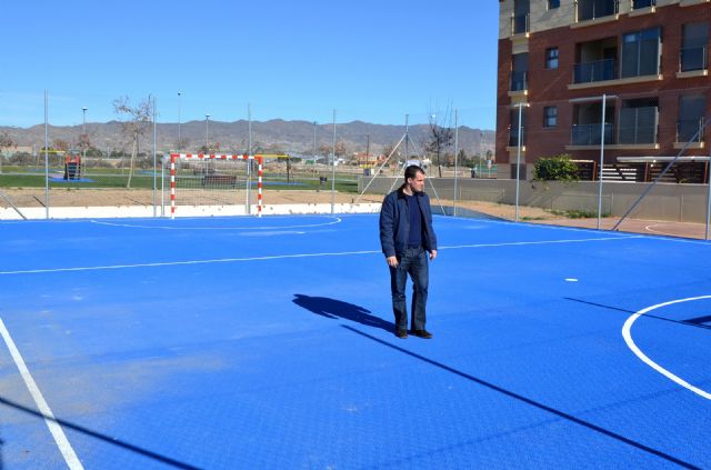 La concejalía de Parques y Jardines recupera una pista deportiva en desuso - 1, Foto 1