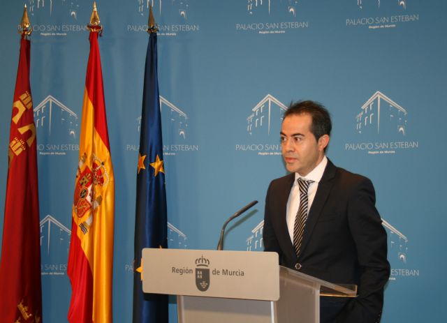 El alcalde consigue el compromiso del Gobierno regional para construir un espacio multiusos para el Centro de Salud, el Centro de Día y una zona para asociaciones - 1, Foto 1