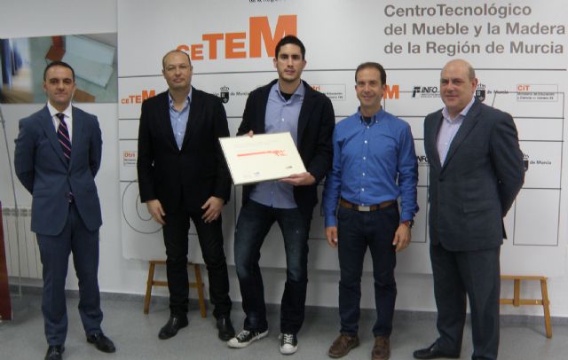 CETEM reconoce los valores y la actitud de los alumnos del Máster haciendo entrega del premio Lola Martínez - 1, Foto 1