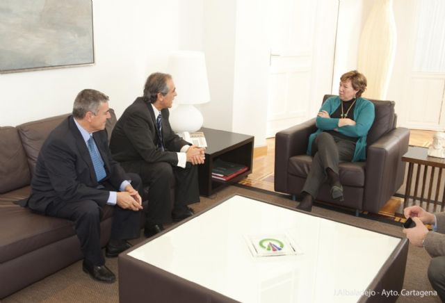 El director de Urbanos de ALSA se despide de la alcaldesa - 4, Foto 4