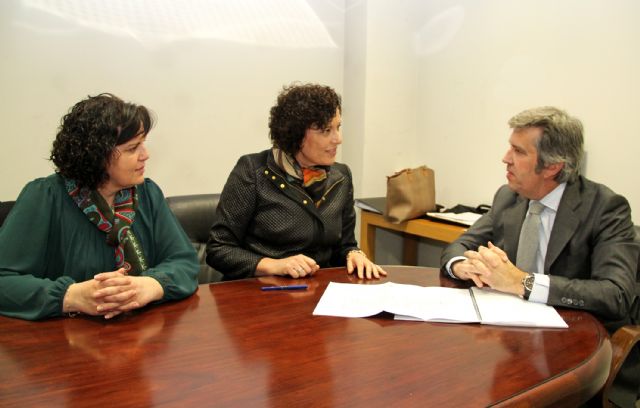 La Alcaldesa y el presidente de INCYDE ultiman los detalles para la construcción del nuevo Vivero de Empresas Creativas en Puerto Lumbreras - 1, Foto 1