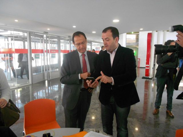 La Concejalía de Transportes estrena punto de atención al viajero en el edificio municipal de Abenarabi - 2, Foto 2