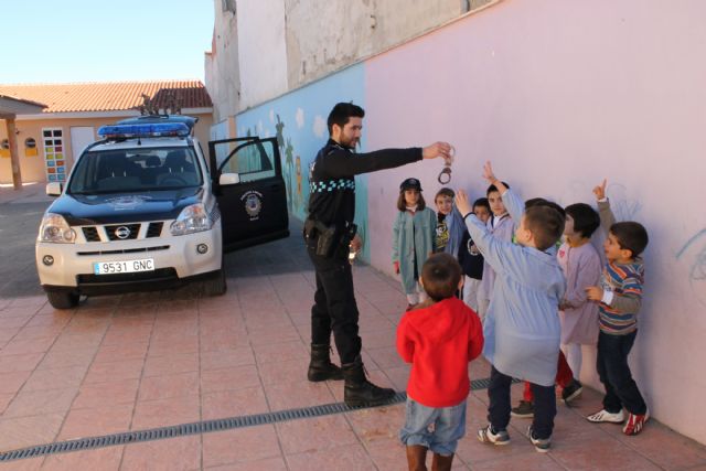 La Policía Local de Bullas imparte charlas en los colegios de Infantil sobre Educación Vial - 1, Foto 1