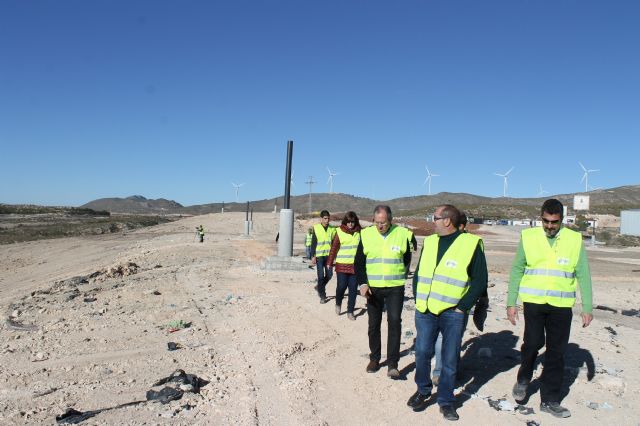 El alcalde y los portavoces de los tres grupos municipales han visitado las instalaciones del vertedero municipal - 4, Foto 4