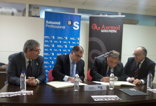ASEMOL firma con Banco Sabadell-CAM un convenio de colaboración con ventajosas financiaciones y servicios para sus asociados - 2, Foto 2