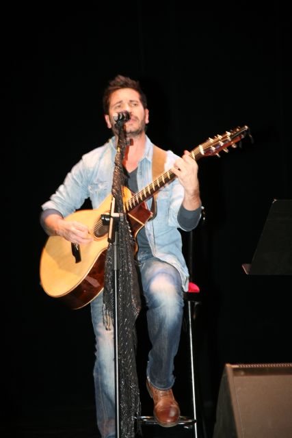 David DeMaría cautiva en el Vico a los más de 500 asistentes al concierto - 4, Foto 4