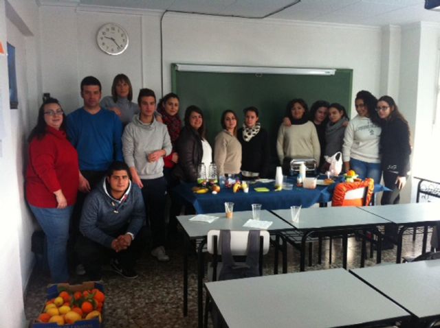 Los alumnos del centro de FP La Salceda torreño aprenden hábitos de vida saludable - 3, Foto 3