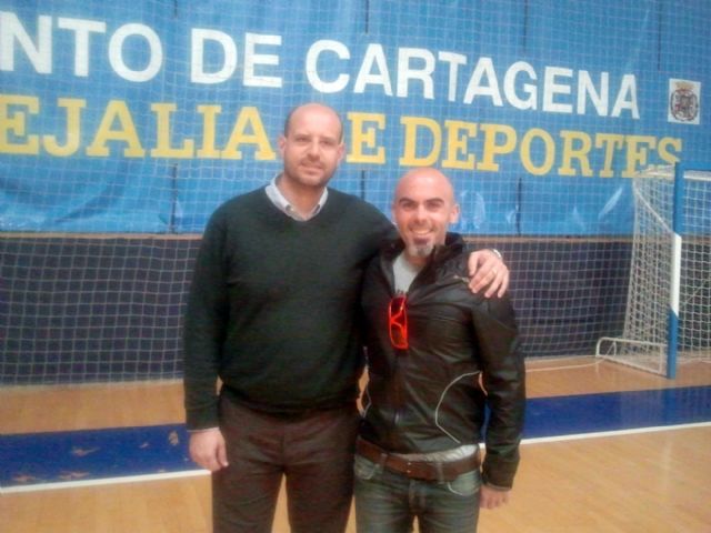 Andrés Lledó parte hacia Jordania para participar en la primera prueba de los 4deserts - 1, Foto 1