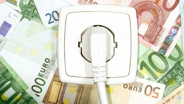 Saorín denuncia una nueva subida de la luz enmascarada con el aumento de la parte fija del recibo - 1, Foto 1