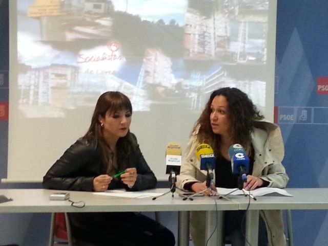 EL PSOE alerta de que las obras de remodelación del barrio de La Viña no solucionan los problemas de suministro eléctrico ni el soterramiento del cableado de alta tensión - 1, Foto 1