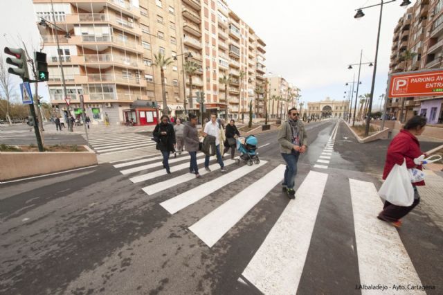 La Avenida de América cobra vida de nuevo tras su remodelación - 2, Foto 2